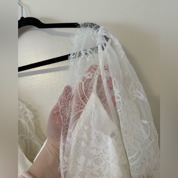 NWT Plus Size Wedding Dress White Lace Boho Cap Sleeve Size 18W Empire Waist - Picture 11 of 15